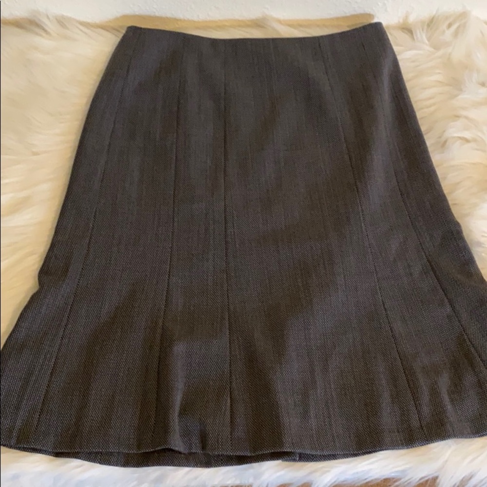 Talbots grey knee length‎ skirt size 2